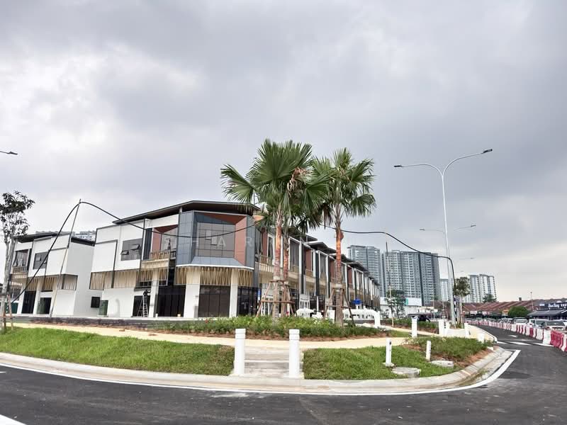Kedai untuk Disewa di Bukit Indah (Iskandar Puteri (Nusajaya)) - Sharon Ng - Exterior - PropertyGuru.com.my