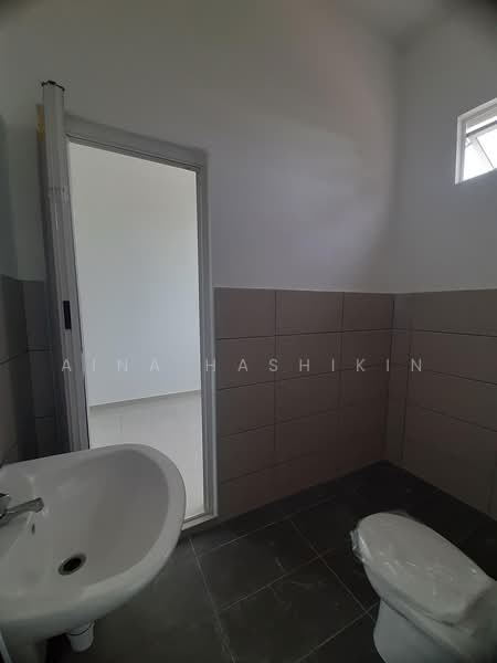 Rumah Teres 2 Tingkat untuk Dijual di Klebang (Melaka) - Aina Hashikin - PropertyGuru.com.my
