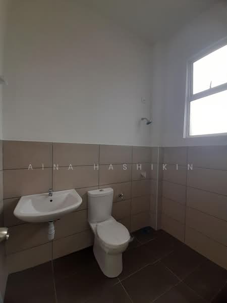 Rumah Teres 2 Tingkat untuk Dijual di Klebang (Melaka) - Aina Hashikin - PropertyGuru.com.my