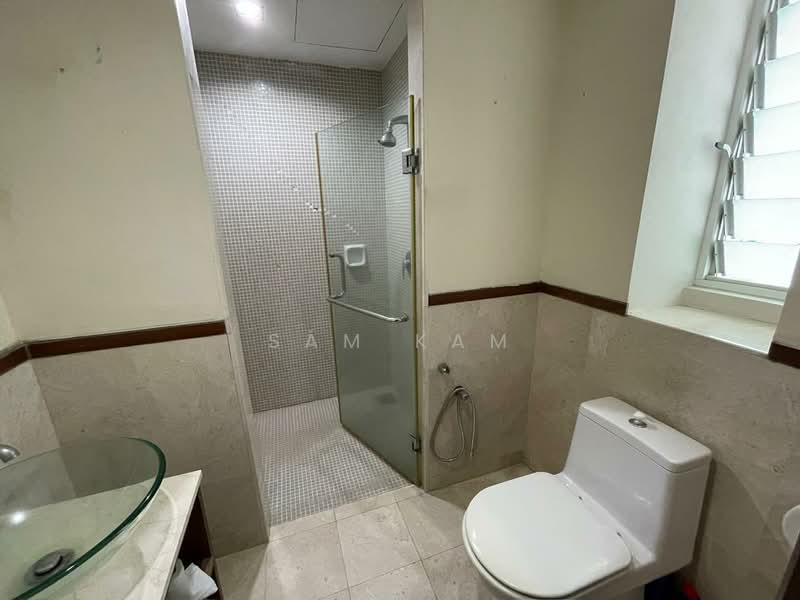 Condominium for Sale at 11 Gurney Drive - Sam Kam - Bathroom - PropertyGuru.com.my