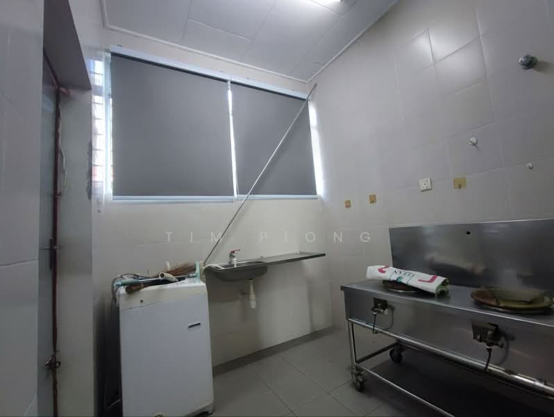 Rumah Teres 2 Tingkat untuk Dijual di Taman Krubong Utama (Krubong) - Tim Piong - Kitchen - PropertyGuru.com.my