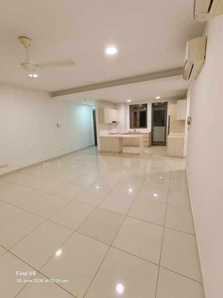 Condominium for Rent at Vivo Residential Suites - Meoon Khor - Living Room - PropertyGuru.com.my