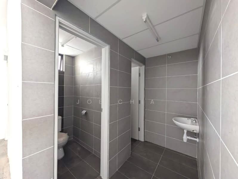 Factory for Rent in Kulai (Johor) - Joe Chia - Bathroom - PropertyGuru.com.my