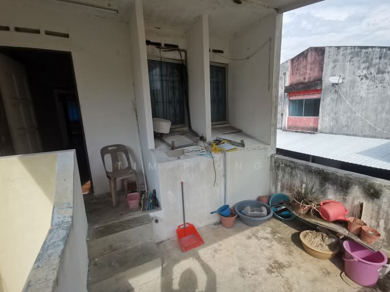 2-storey Terraced House for Sale in Taman Klebang Besar (Klebang) - Tim Piong - Balcony - PropertyGuru.com.my