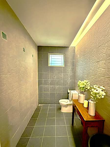 Semi-Detached House for Sale in Taman Bukit Segar (Cheras) - David Yong - Sleek bathroom wf clean, modern finishes - PropertyGuru.com.my
