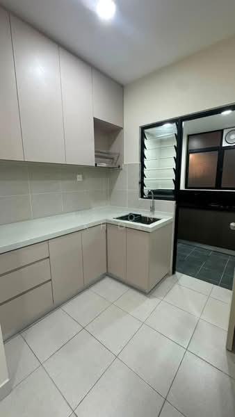 Pangsapuri untuk Disewa di Residensi Max - Meoon Khor - Kitchen - PropertyGuru.com.my