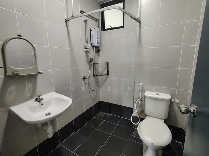 Condominium for Sale at The Suritz - Tony Kong - Bathroom - PropertyGuru.com.my