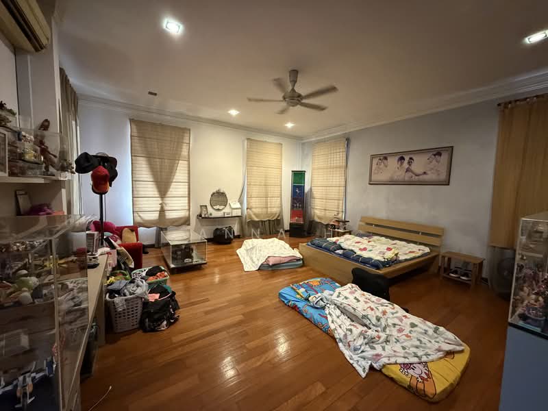 Bungalow for Sale in Taman Gembira (Jalan Klang Lama (Old Klang Road)) - Anna H - Bedroom - PropertyGuru.com.my