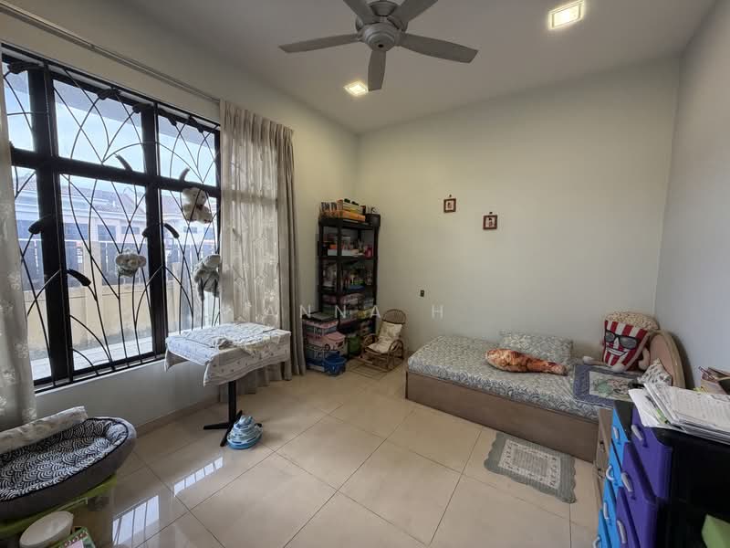 Bungalow for Sale in Taman Gembira (Jalan Klang Lama (Old Klang Road)) - Anna H - Bedroom - PropertyGuru.com.my