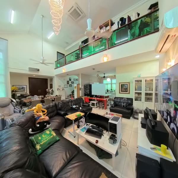 Rumah Banglo untuk Dijual di Bandar Kinrara Seksyen 9 (Bandar Kinrara) - Mohd Aizat Saiful Bahri - Living Room - PropertyGuru.com.my