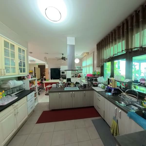 Rumah Banglo untuk Dijual di Bandar Kinrara Seksyen 9 (Bandar Kinrara) - Mohd Aizat Saiful Bahri - Kitchen - PropertyGuru.com.my