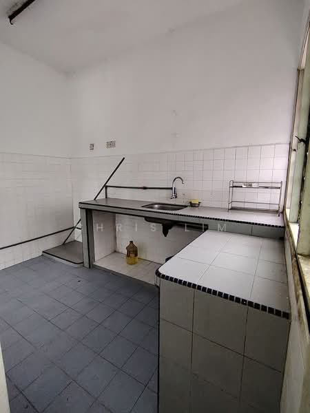 Flat for Sale at Taman Muda - Chris Lim - Kitchen - PropertyGuru.com.my
