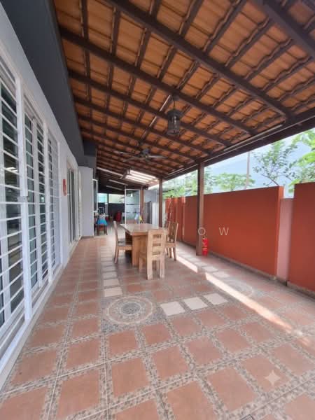 Semi-Detached House for Sale in Seri Kembangan (Selangor) - Lily Siow - Exterior - PropertyGuru.com.my