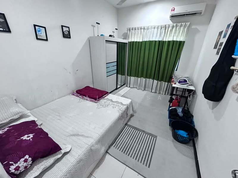 2-storey Terraced House for Sale in Shah Alam (Selangor) - Mohd Aizat Saiful Bahri - Bedroom - PropertyGuru.com.my