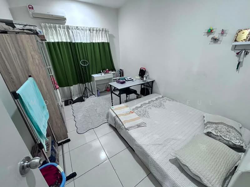 2-storey Terraced House for Sale in Shah Alam (Selangor) - Mohd Aizat Saiful Bahri - Bedroom - PropertyGuru.com.my