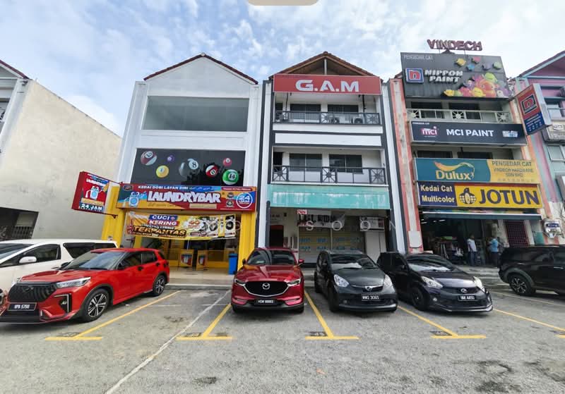 Shop for Rent in Bandar Putra Permai (Seri Kembangan) - Candy Soon - PropertyGuru.com.my