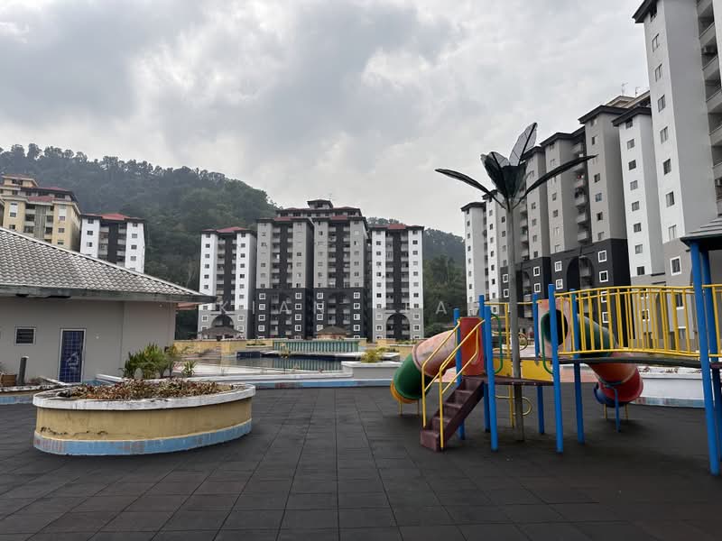 Kondominium untuk Dijual di Ketumbar Heights - Kian Leap - Exterior - PropertyGuru.com.my