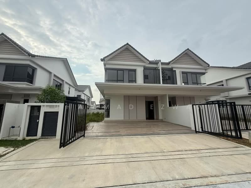 Semi-Detached House for Sale in Cyber 10 (Cyberjaya) - Muhammad Ezwan - Exterior - PropertyGuru.com.my