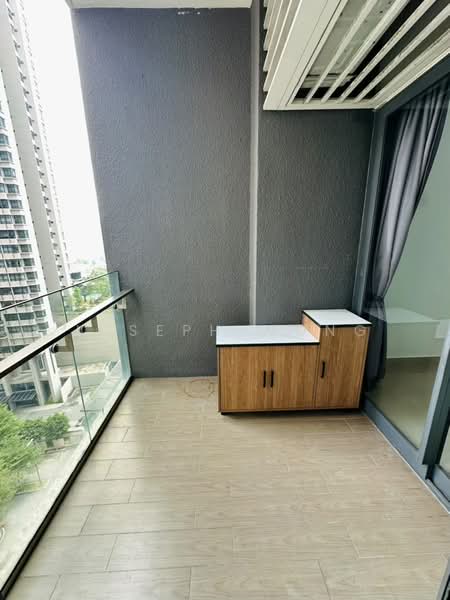 Servis Apartment untuk Disewa di The Elements - Joseph Wong - Balcony - PropertyGuru.com.my