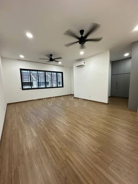 2-storey Terraced House for Sale in Cyberjaya (Selangor) - Muhammad Muadz - Living Room - PropertyGuru.com.my