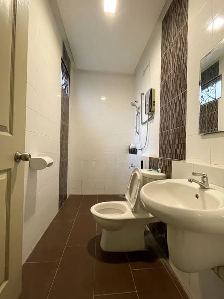 Semi-Detached House for Sale in Bandar Seri Putra (Bangi) - Alif Saad - PropertyGuru.com.my