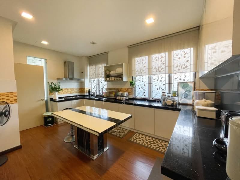 Semi-Detached House for Sale in Bandar Seri Putra (Bangi) - Alif Saad - PropertyGuru.com.my