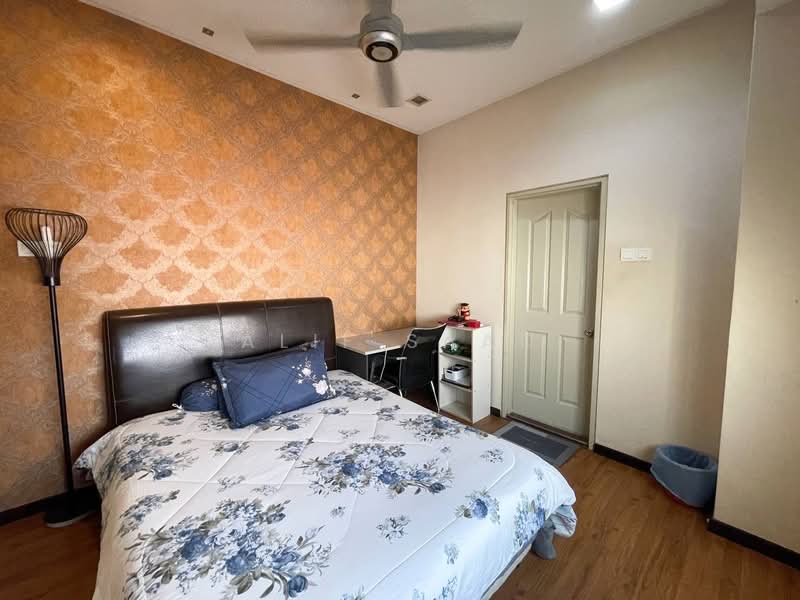 Semi-Detached House for Sale in Bandar Seri Putra (Bangi) - Alif Saad - PropertyGuru.com.my