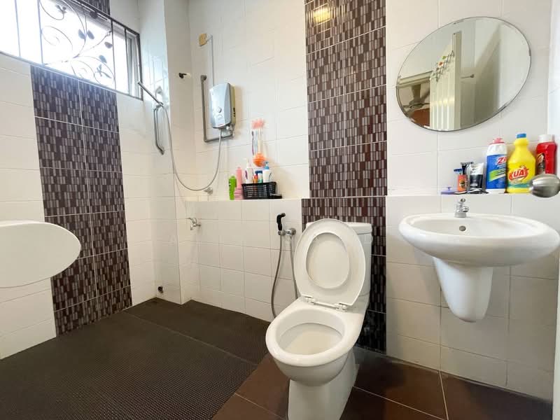 Semi-Detached House for Sale in Bandar Seri Putra (Bangi) - Alif Saad - PropertyGuru.com.my