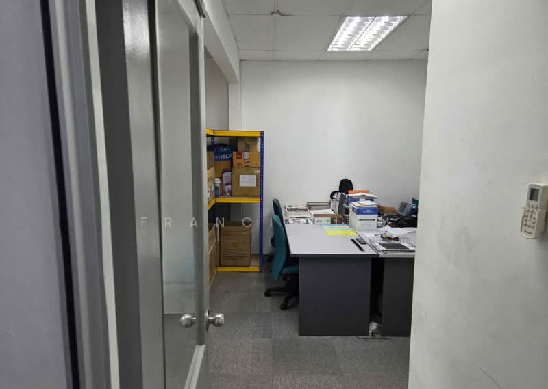 Shop / Office for Sale in Puchong (Selangor) - Francis Lim - Interior - PropertyGuru.com.my