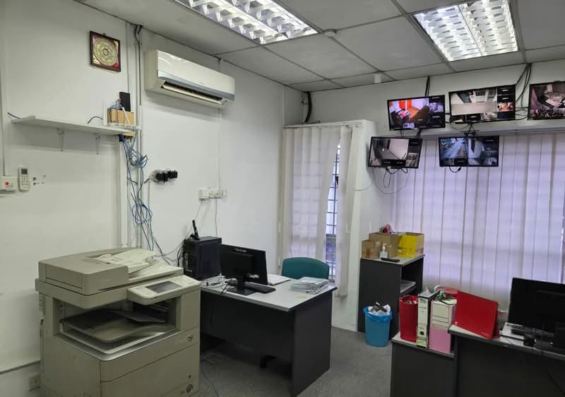 Shop / Office for Sale in Puchong (Selangor) - Francis Lim - Interior - PropertyGuru.com.my
