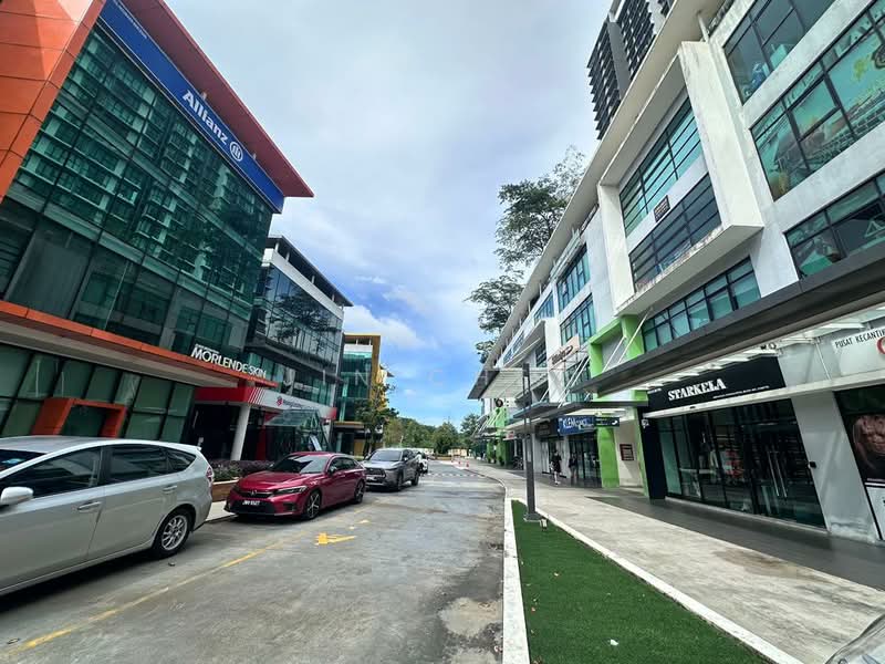 Kedai / Pejabat untuk Dijual di Johor Bahru (Johor) - Jin Chew - Exterior - PropertyGuru.com.my