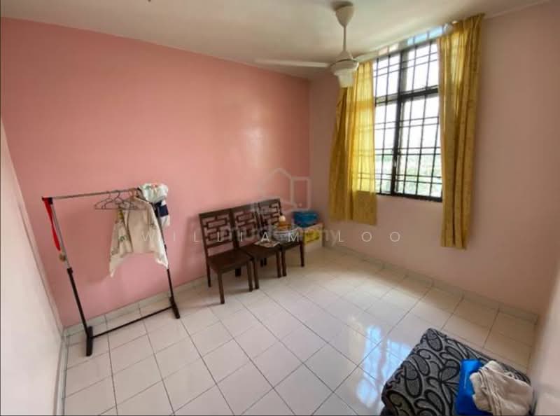 Pangsapuri untuk Dijual di Pangsapuri Sri Astana - William Loo - Bedroom - PropertyGuru.com.my