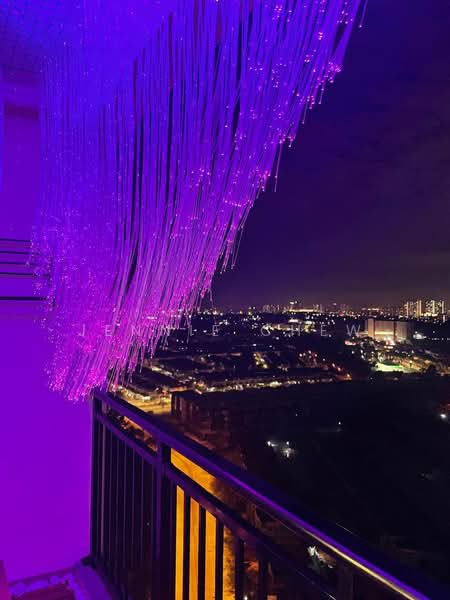 Servis Apartment untuk Dijual di Country Garden Central Park - Jennie Chew - Balcony - PropertyGuru.com.my