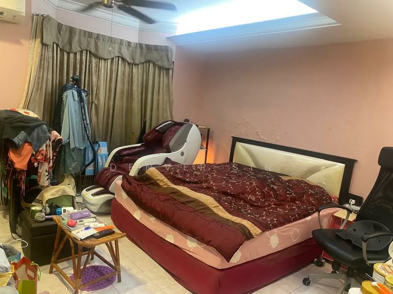 Rumah Teres 2 Tingkat untuk Dijual di Taman Overseas Union (Taman Oug) (Jalan Klang Lama (Old Klang Road)) - Denver Sin - Bedroom - PropertyGuru.com.my