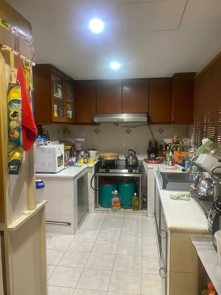 Rumah Teres 2 Tingkat untuk Dijual di Taman Overseas Union (Taman Oug) (Jalan Klang Lama (Old Klang Road)) - Denver Sin - Kitchen - PropertyGuru.com.my