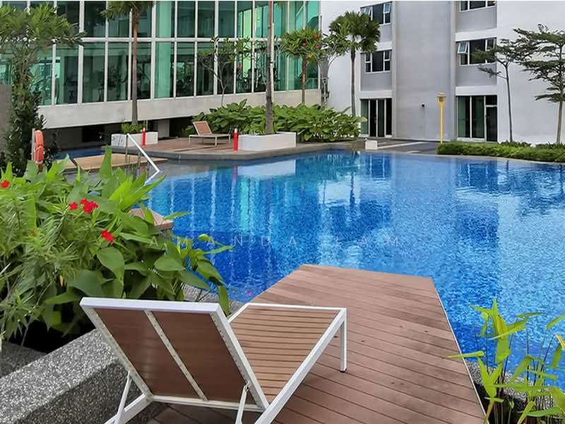 Kondominium untuk Dijual di The Peak Residences - Amanda Lam - Pool - PropertyGuru.com.my