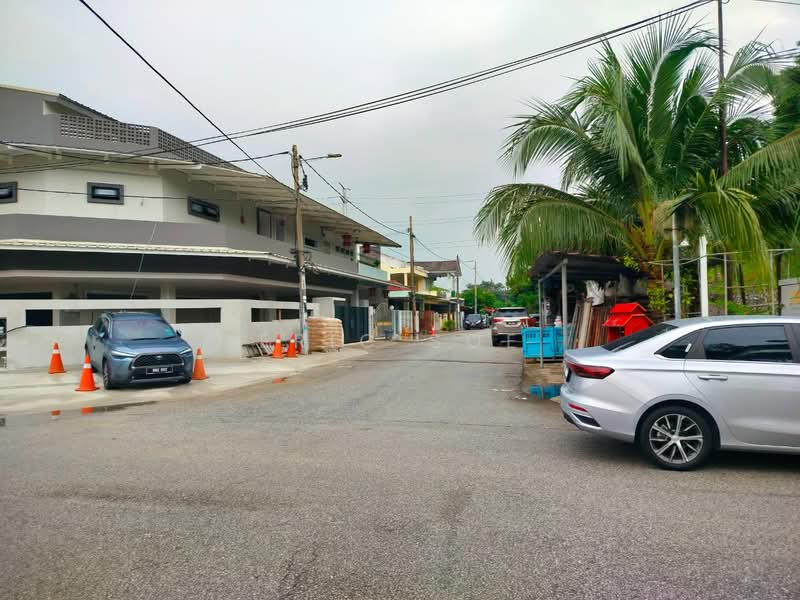 1-storey Terraced House for Sale in Bandar Sri Damansara (Selangor) - Eric Soe - Exterior - PropertyGuru.com.my
