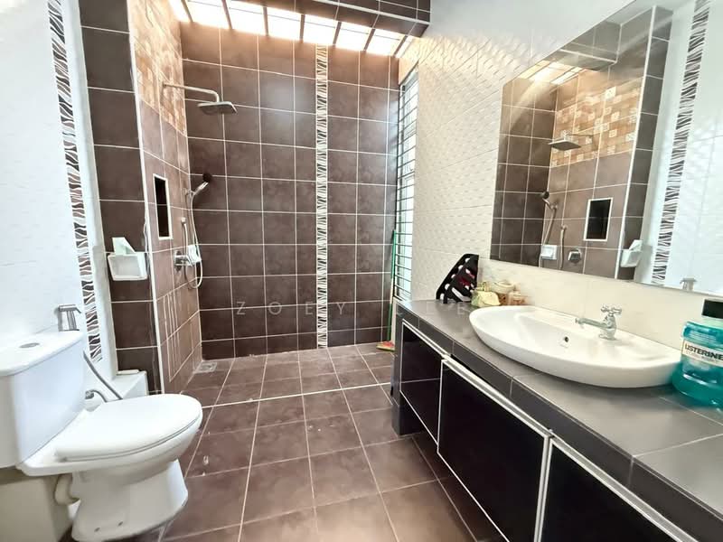 Cluster House for Sale in Bukit Indah (Iskandar Puteri (Nusajaya)) - Zoey Lee - Bathroom - PropertyGuru.com.my