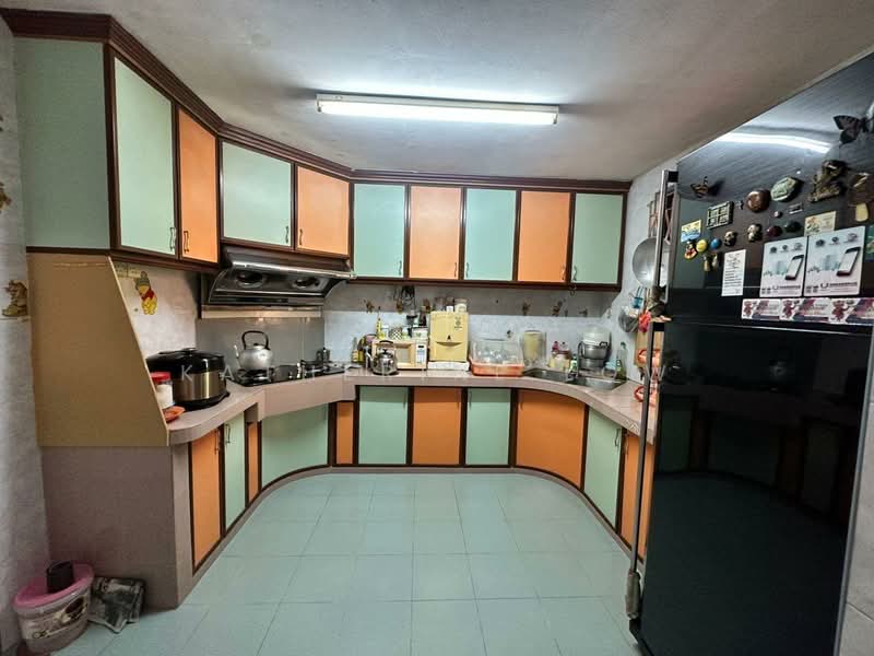 Rumah Teres 2 Tingkat untuk Dijual di Taman Pelangi (Johor Bahru) - Katherine Low - Kitchen - PropertyGuru.com.my