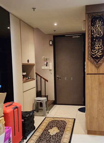 Pangsapuri untuk Dijual di Almas - Zoey Lee - Entrance - PropertyGuru.com.my