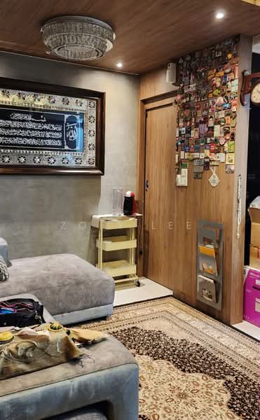 Pangsapuri untuk Dijual di Almas - Zoey Lee - Living Room - PropertyGuru.com.my