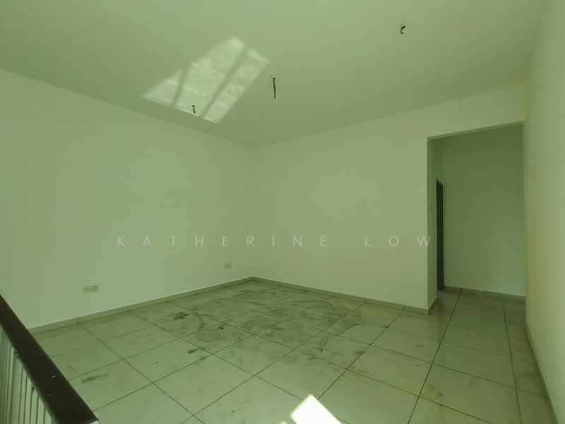 Semi-Detached House for Sale in Mutiara Rini (Skudai) - Katherine Low - Interior - PropertyGuru.com.my