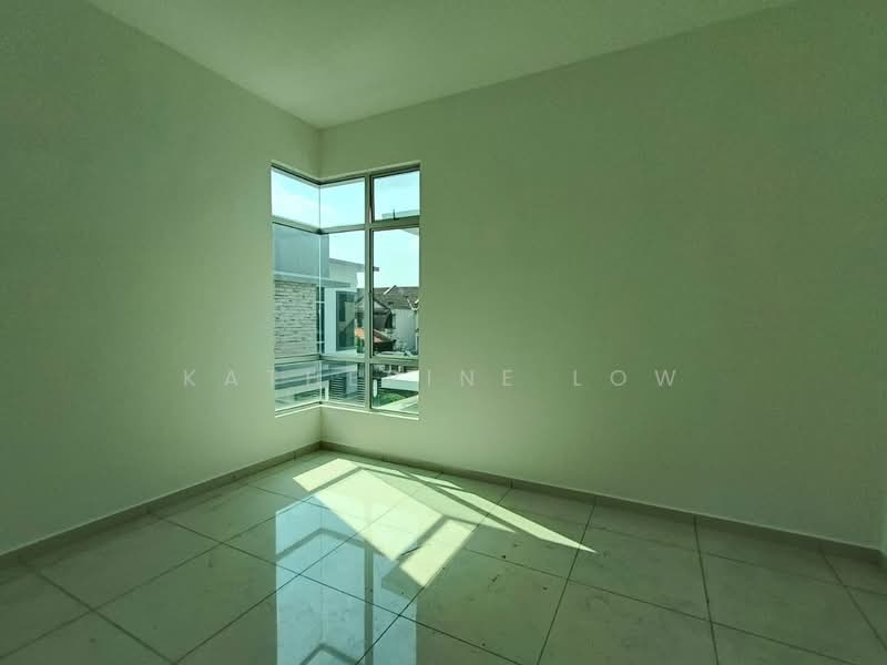 Semi-Detached House for Sale in Mutiara Rini (Skudai) - Katherine Low - Interior - PropertyGuru.com.my