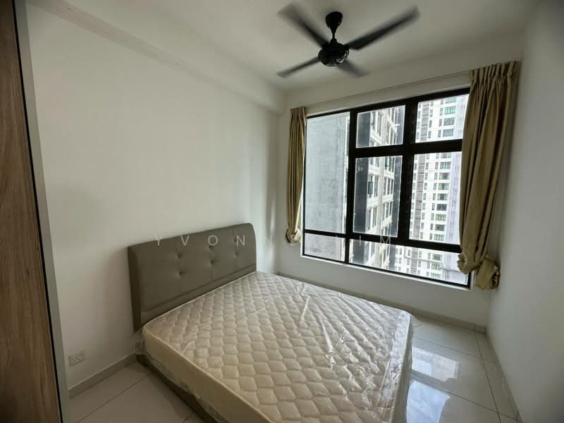 Service Residence for Sale at D'Summit Residences - Yvonne Lim - Bedroom - PropertyGuru.com.my