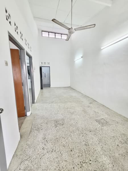 Rumah Teres 1-Tingkat untuk Dijual di Taman Sri Tebrau (Johor Bahru) - Yik Tat - PropertyGuru.com.my