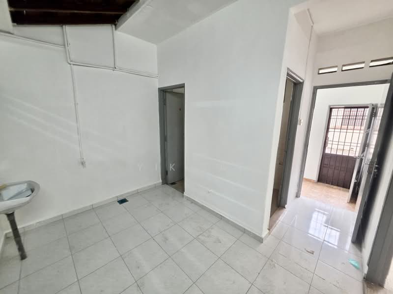 Rumah Teres 1-Tingkat untuk Dijual di Taman Sri Tebrau (Johor Bahru) - Yik Tat - PropertyGuru.com.my