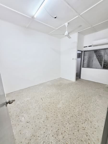 Rumah Teres 1-Tingkat untuk Dijual di Taman Sri Tebrau (Johor Bahru) - Yik Tat - PropertyGuru.com.my