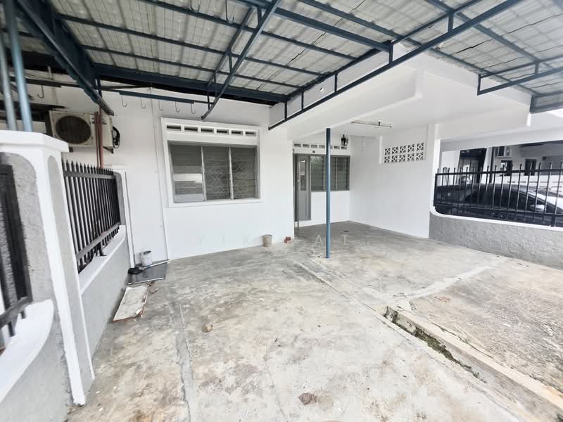 Rumah Teres 1-Tingkat untuk Dijual di Taman Sri Tebrau (Johor Bahru) - Yik Tat - PropertyGuru.com.my
