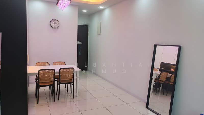 Kondominium untuk Disewa di The Valley Residences @ SkySierra - Nurulbahtiah Mahmud - Dining Room - PropertyGuru.com.my