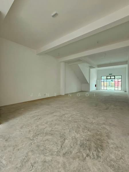 Shop for Rent in Bandar Baru Permas Jaya (Permas Jaya) - Jane Ngoi - Interior - PropertyGuru.com.my